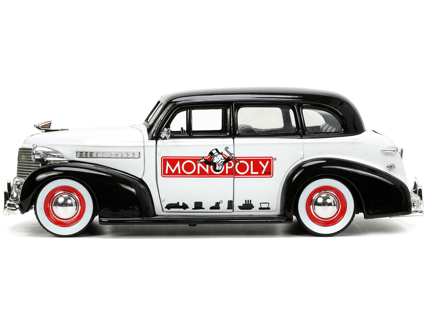 1939 Chevrolet Master Deluxe Black & White Diecast Model Car