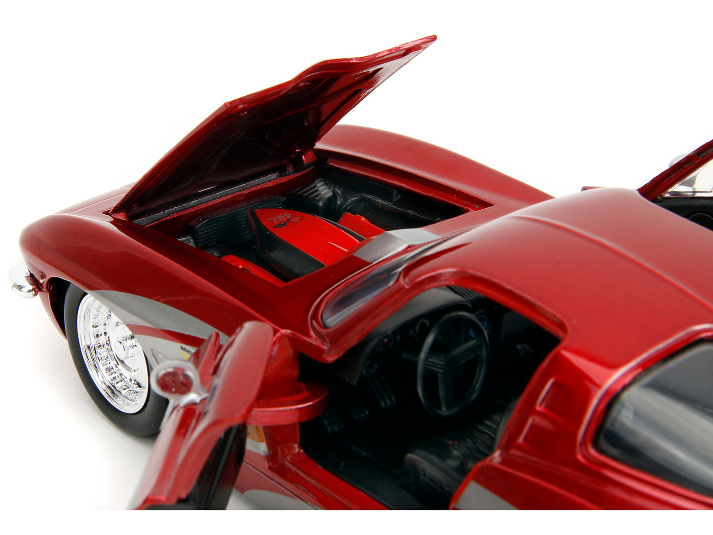 1963 Chevrolet Corvette Stin Red Diecast Model Car
