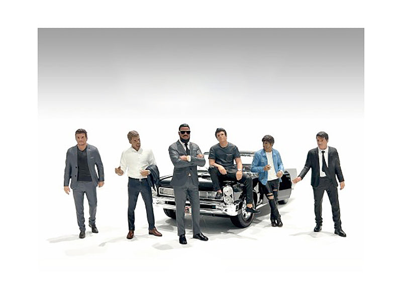 Gentlemen's Club 6 Piece 1:24 Scale Plastic Model Figure Set