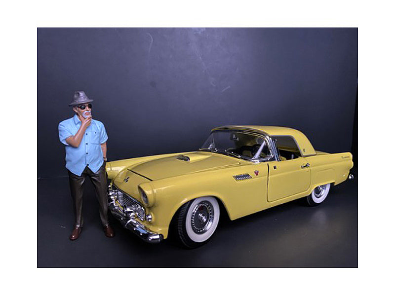 WeekendShow Figurine Model Car Show Figure