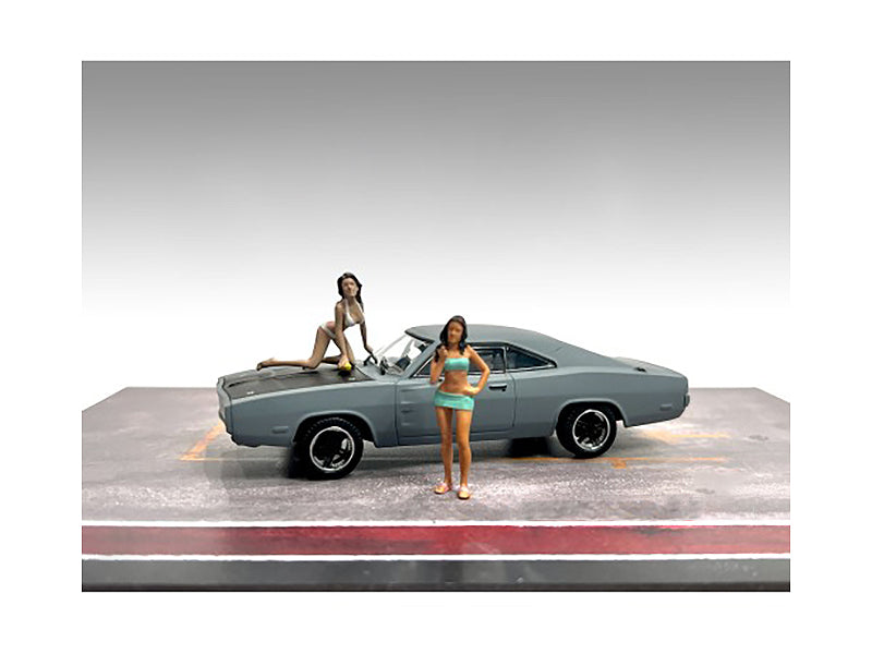 Dorothy & Barbara Set of Model Car Wash Girls Figure Summertime