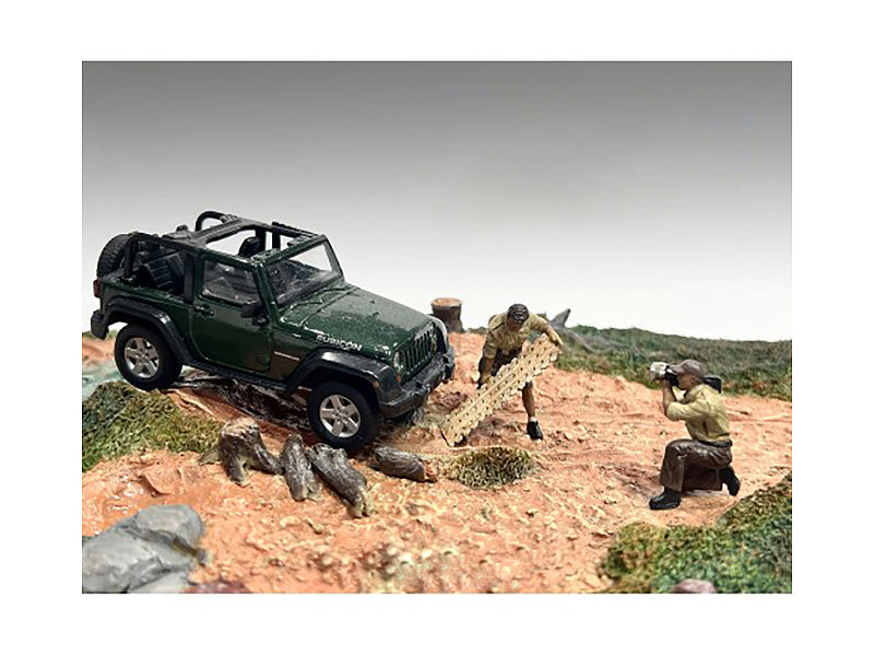 2 Piece Set of Diecast Model Auto Mechanic Figure Automotive Repair
