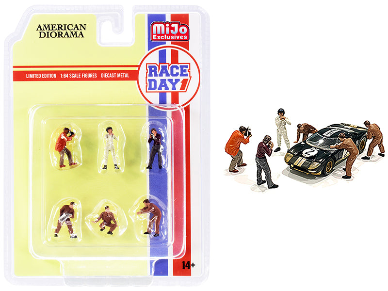 Brand new 1/64 scale diecast models of "Race Day 1" 6 piece Diecast Figurine Set for 1/64 scale models by American Diorama.
Limite