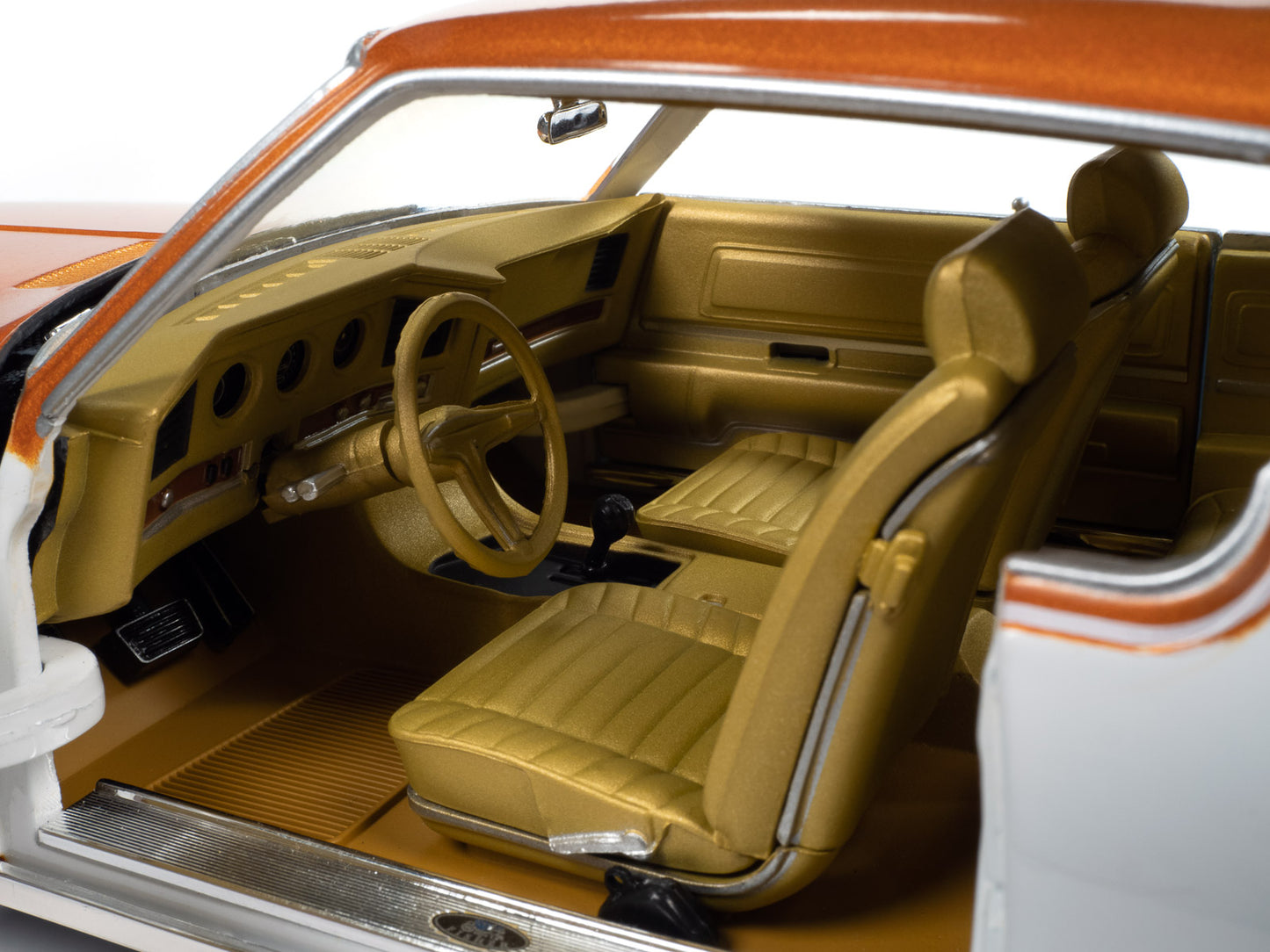 1969 Pontiac Royal Bobcat White Diecast Model Car