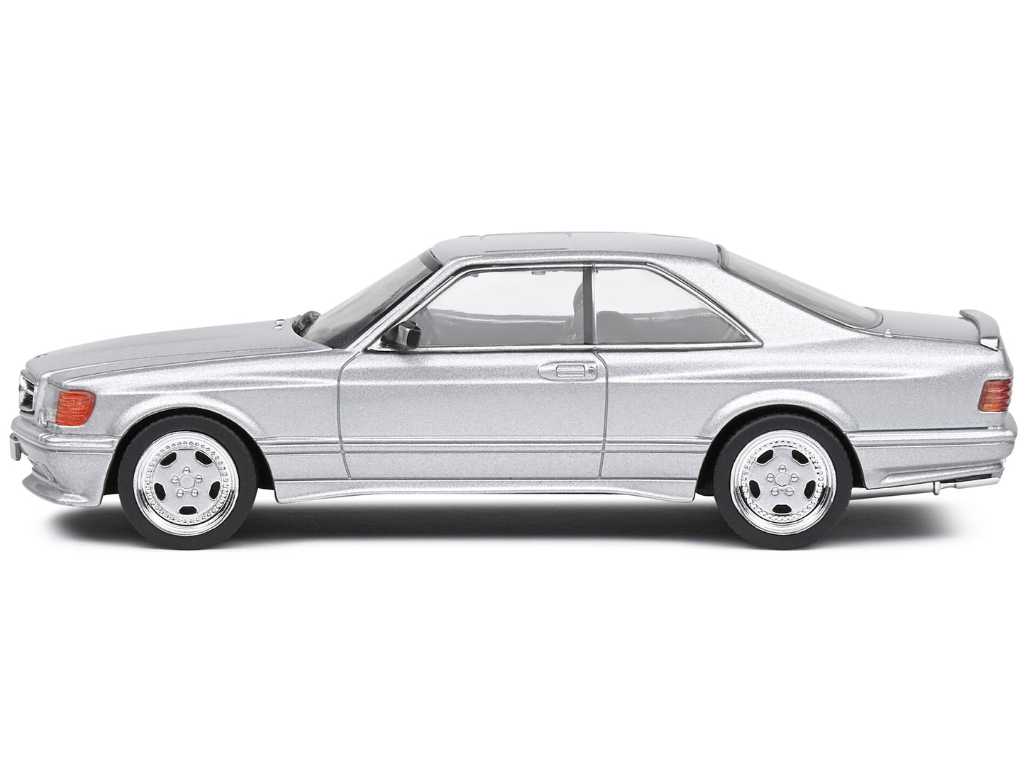 1990 Mercedes-Benz 560 Silver Diecast Model Car