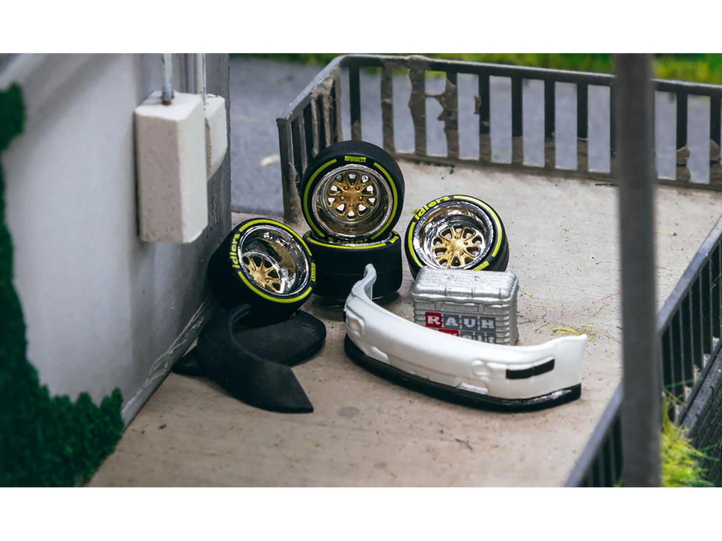 Fifteen52 Outlaw 001 Wheels Model Wheels & Tires