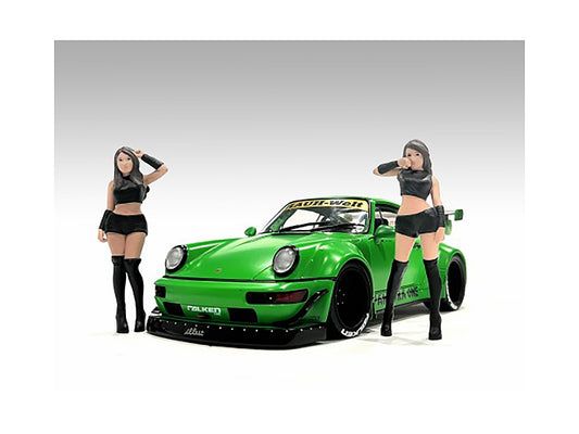 Brand new 1/18 scale of "Auto Salon Girls" 2 piece Figures Set for 1/18 scale models by American Diorama.
Only two figu