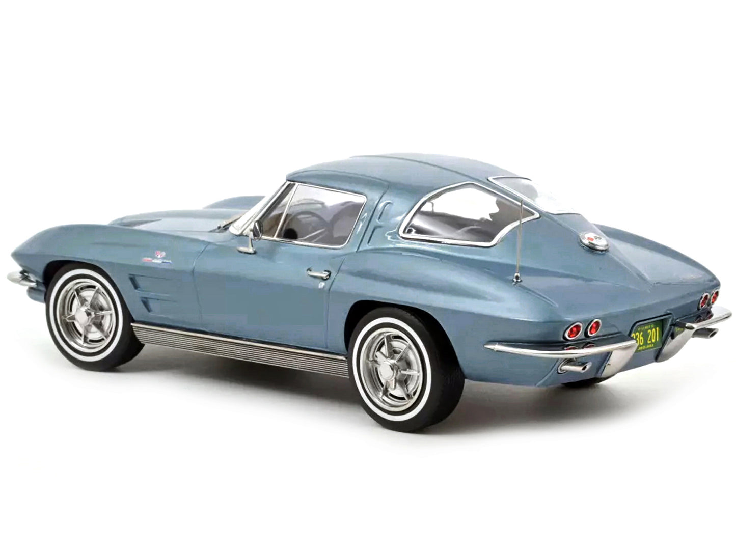 1963 Chevrolet Corvette Stin Blue Diecast Model Car 