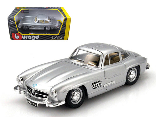 Brand new 1/24 scale diecast car model of 1954 Mercedes Benz 300 SL Gullwing Silver die cast model car by Bburago.
Bran