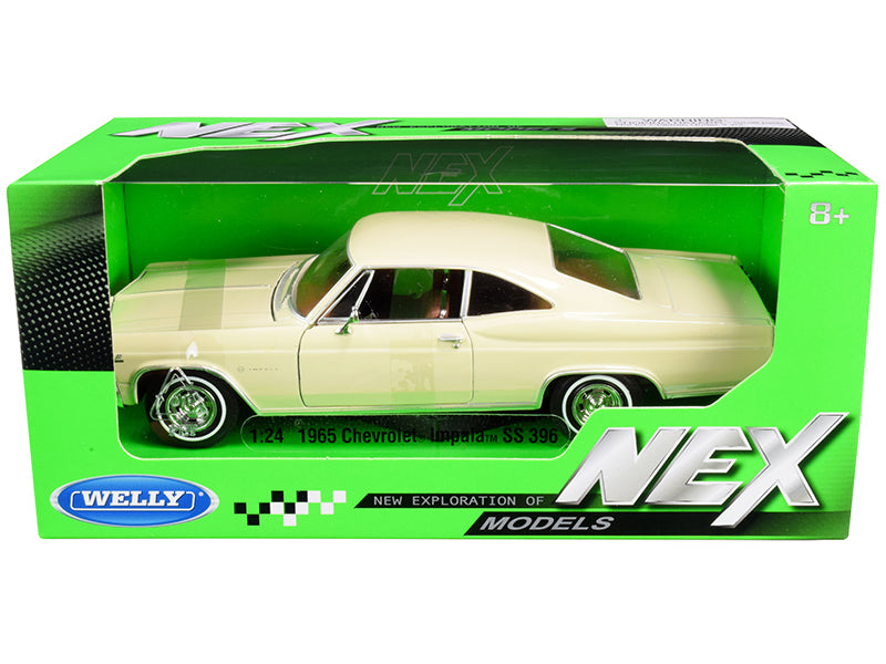 Brand new 1/24 scale diecast car model of 1965 Chevrolet Impala SS 396 Beige NEX Models die cast model car by Welly.
Brand new box.
Real r