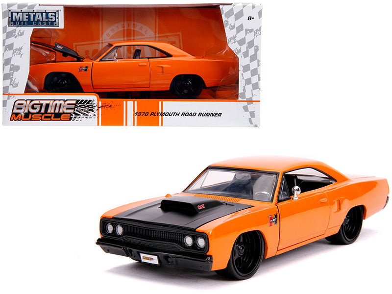 1970 Plymouth Road Runner Orange Diecast Model Car 