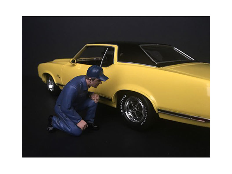 Juan w Lug   Model Auto Mechanic Figure Automotive Repair