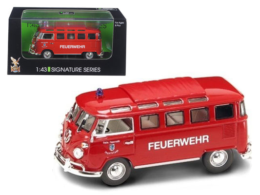 Rubber tires.
Detailed interior, exterior.
Comes in plastic display showcase.
Dimensions approximately L-3 inches.
Please note that manu