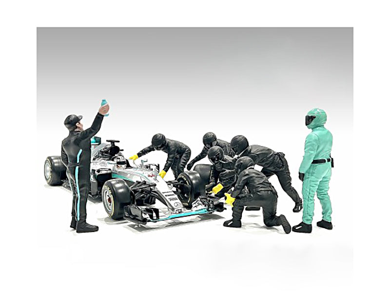 Race Day 7 Piece Set of   Model F1 Pit Crew Figure 