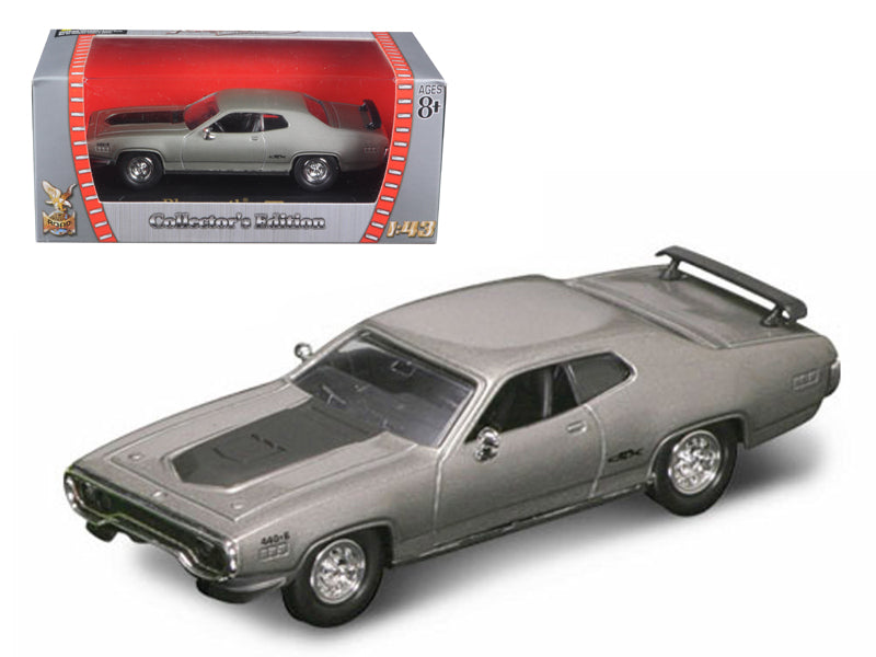 1971 Plymouth GTX 440 Silver Diecast Model Car 