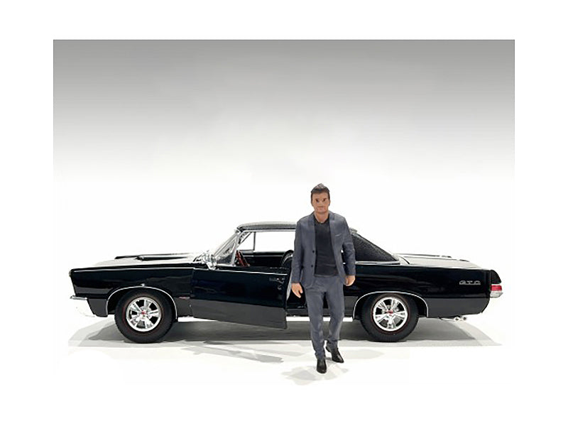 Gentlemen's Club #4 1:18 Scale  Plastic Model Lifestyle & Leisure Figures