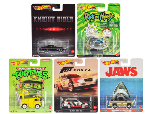Brand new diecast car models of Retro Entertainment 2023 Q Case 5 piece Set die cast model cars by Hot Wheels.
Brand new boxes.
Real rubbe