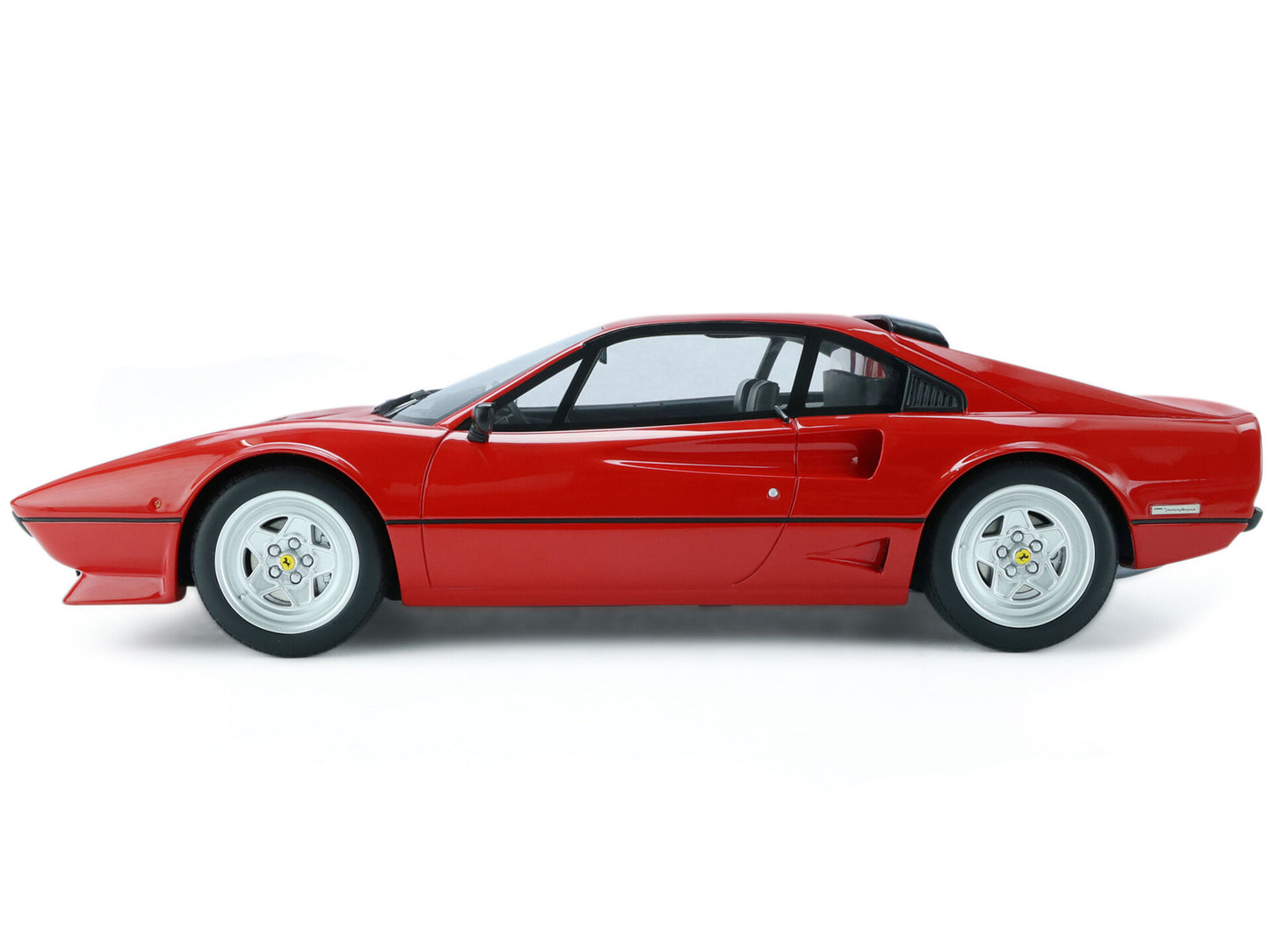 Brand new 1/18 scale car model of 1982 Ferrari 208 GTB Turbo Rosso Corsa Red model car by GT Spirit.
Brand new box.
Re