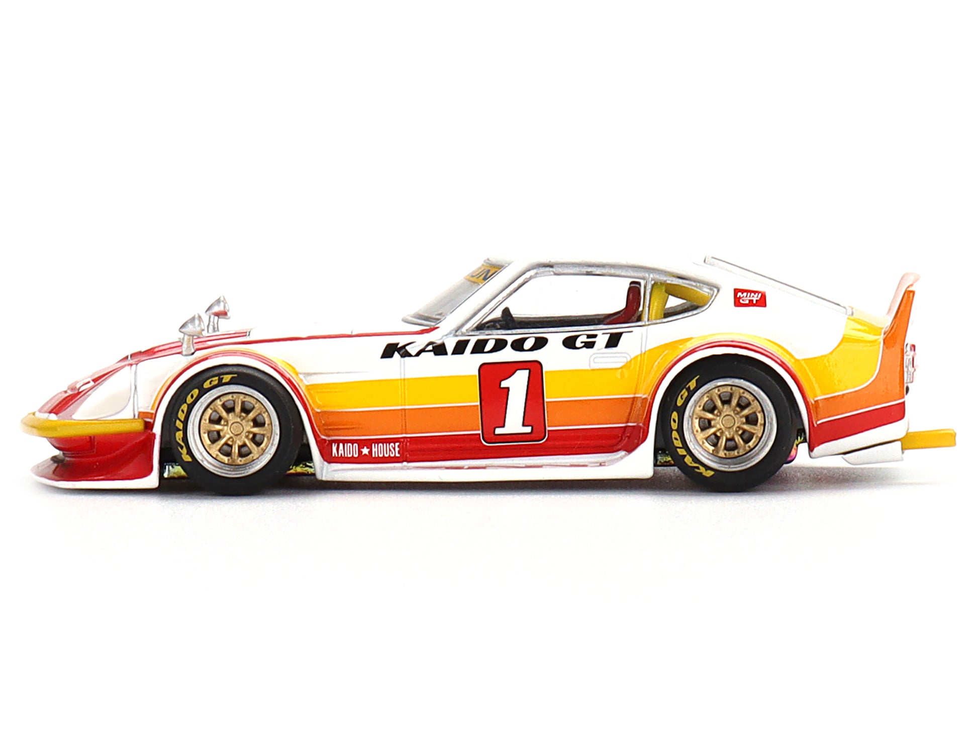 Datsun Fairlady Z Kaido White Diecast Model Race Car 